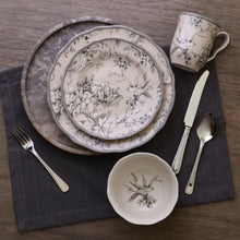 Load image into Gallery viewer, Adelaide Antique White 16 Piece Dinnerware Set
